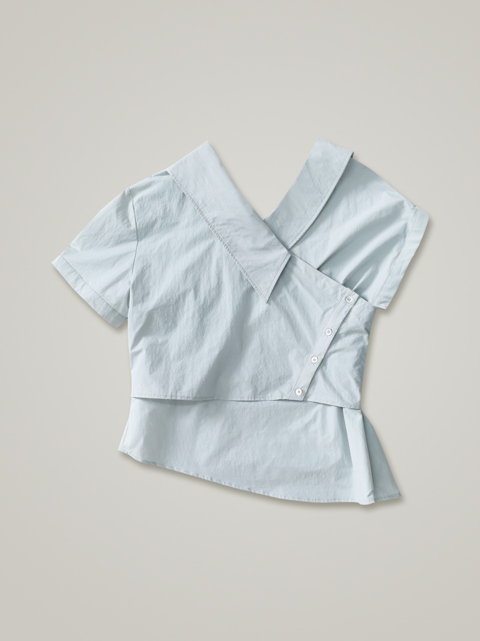 comos 888 one off shoulder layered shirt (pale blue)