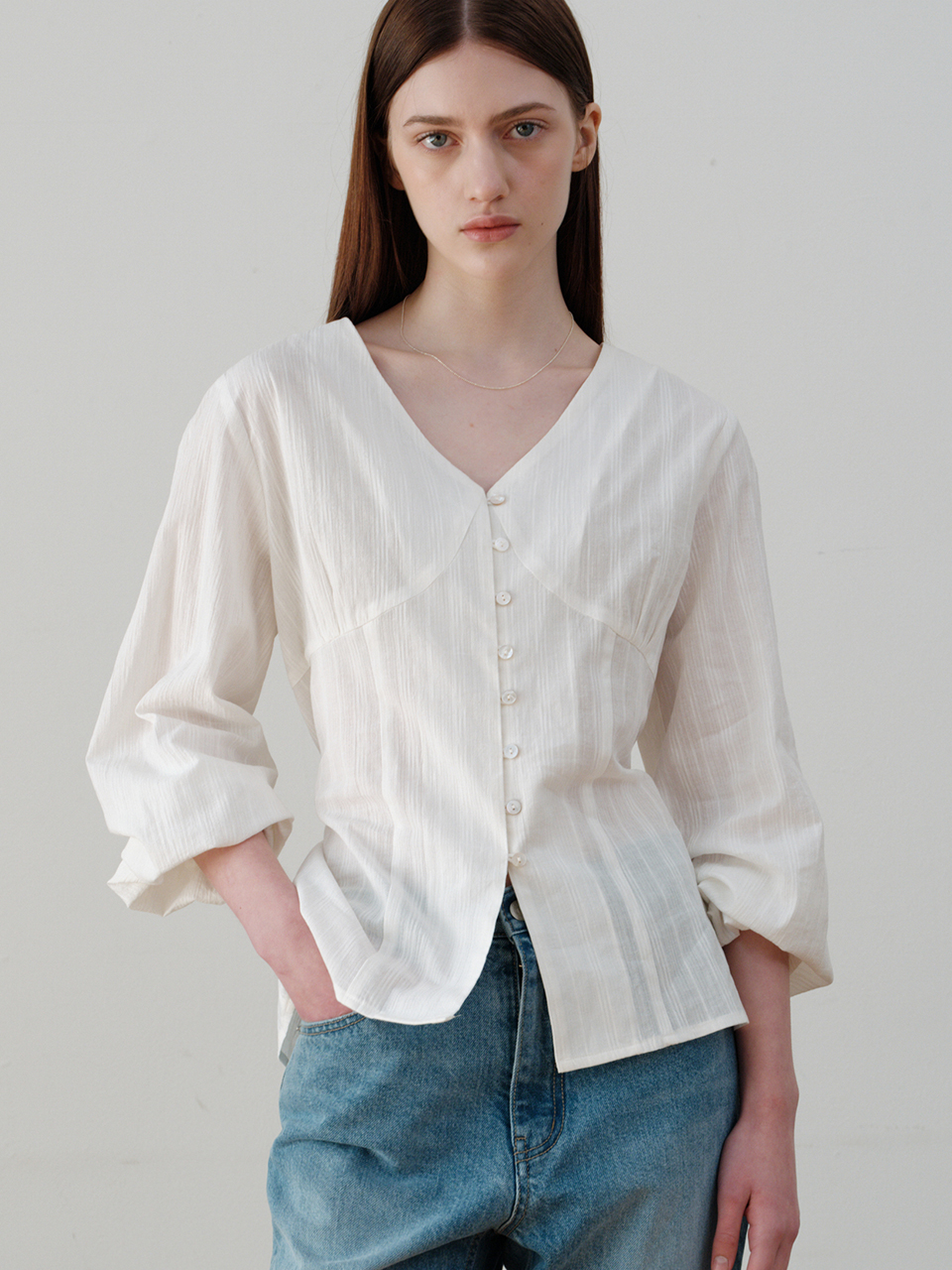 comos 1132 line shirring blouse (ivory)