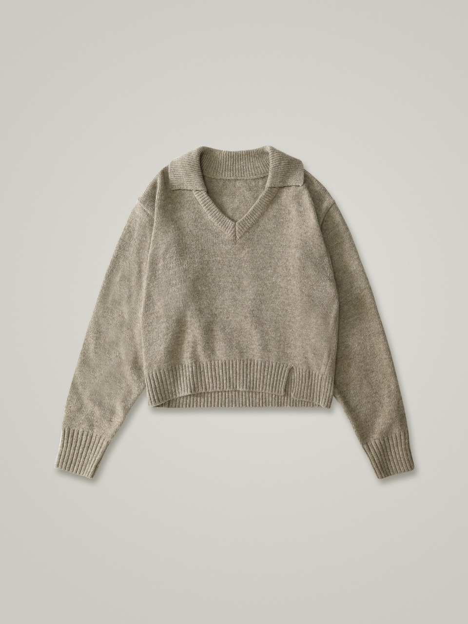 comos 985 v-neck collar wool crop knit (melange khaki)